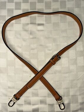 Simply Noelle Tan Adjustable Crossbody Strap with Silver Clips